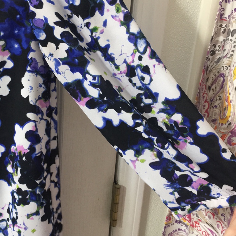 Express Blouse - Picture 3 of 3
